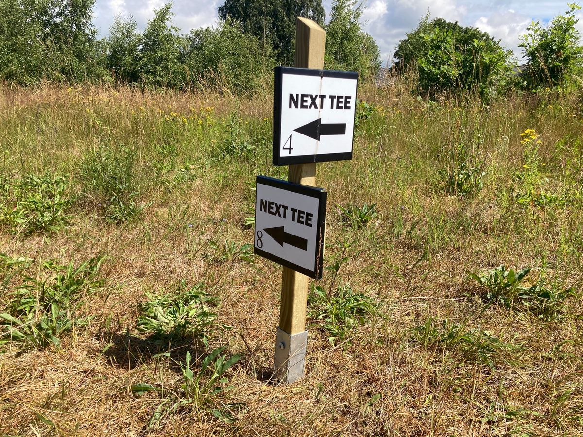 NeXT Tee: 4 och 8