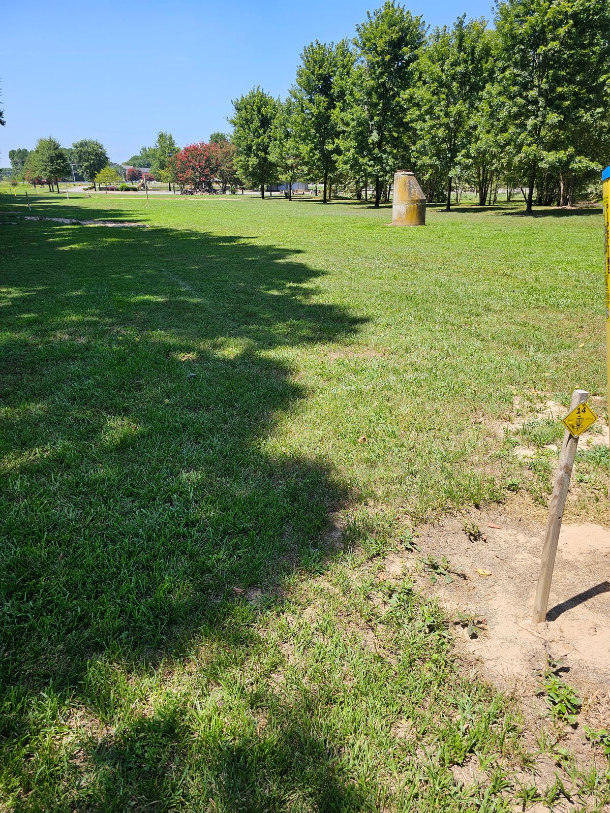 Hole 14 (plays to Hole 5's basket)
