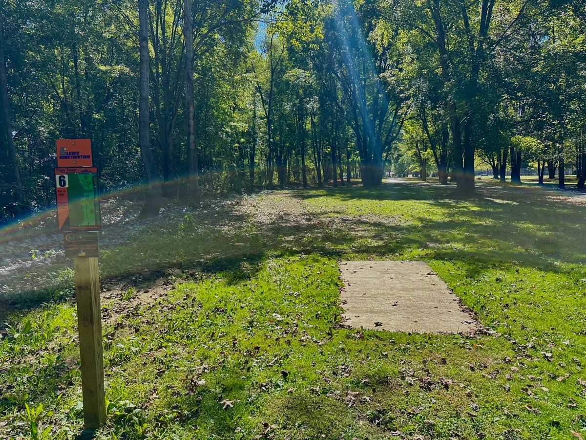 Tee Pad Hole 6