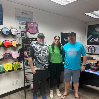 Maria Oliva in Store