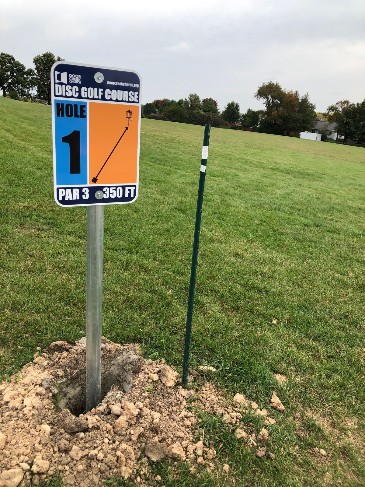 We have signs!! Yay! Thank you so much, Door Creek Church! ❤️