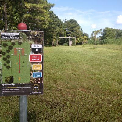 The Triple Mando hole.  NODGC's best hole for arguments
