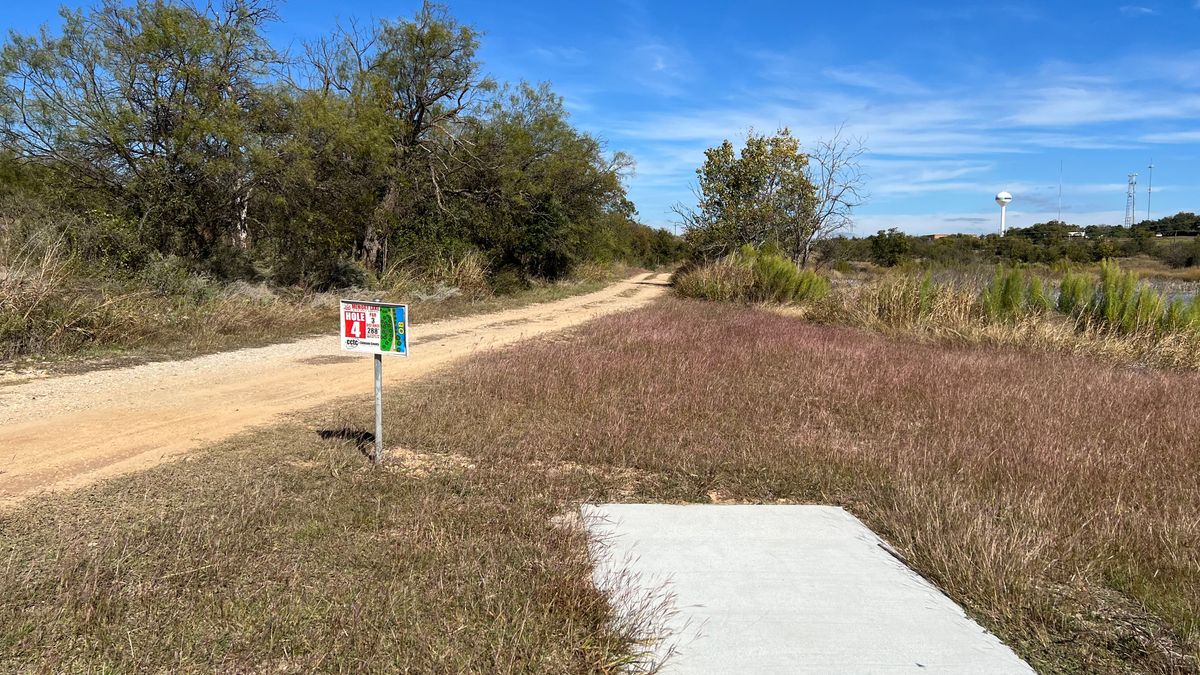 Hole 4