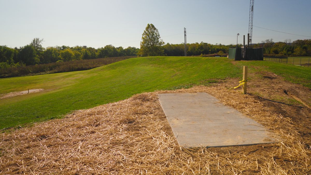 Hole 5 Tee