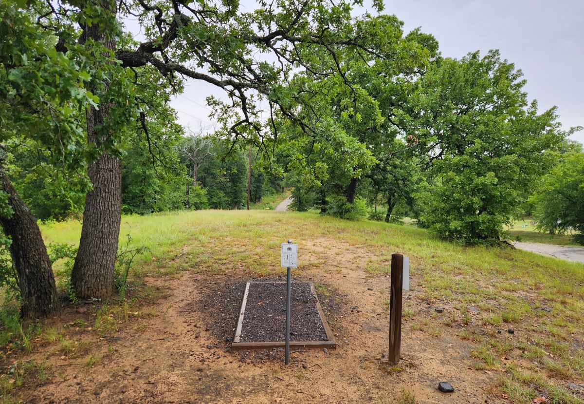 Hole 1 tee