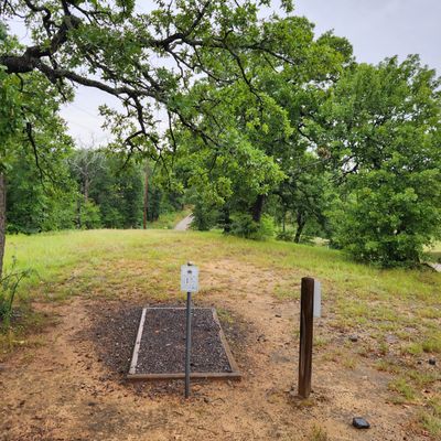Hole 1 tee