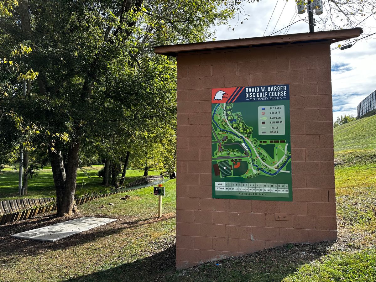 Course Map and hole 1 teepad