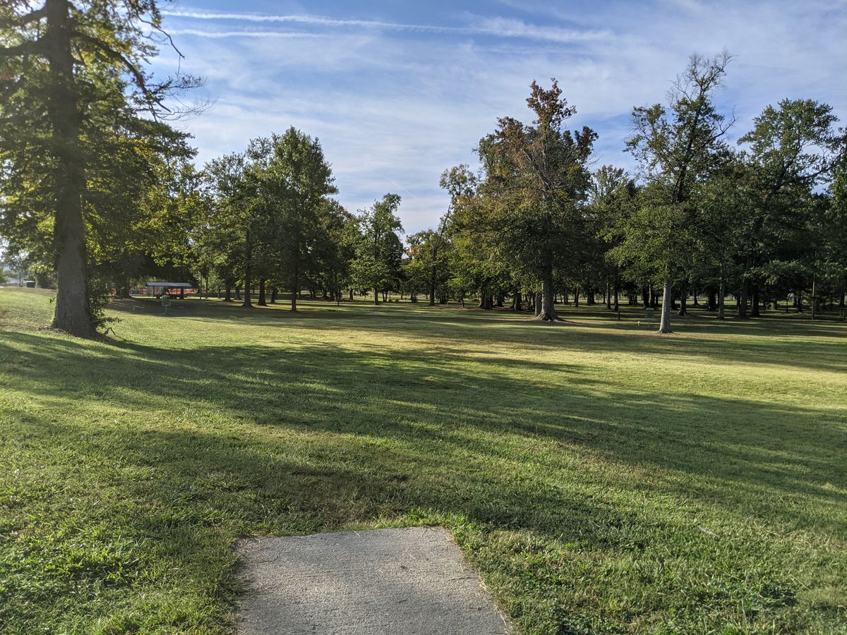 Hole 1, early morning