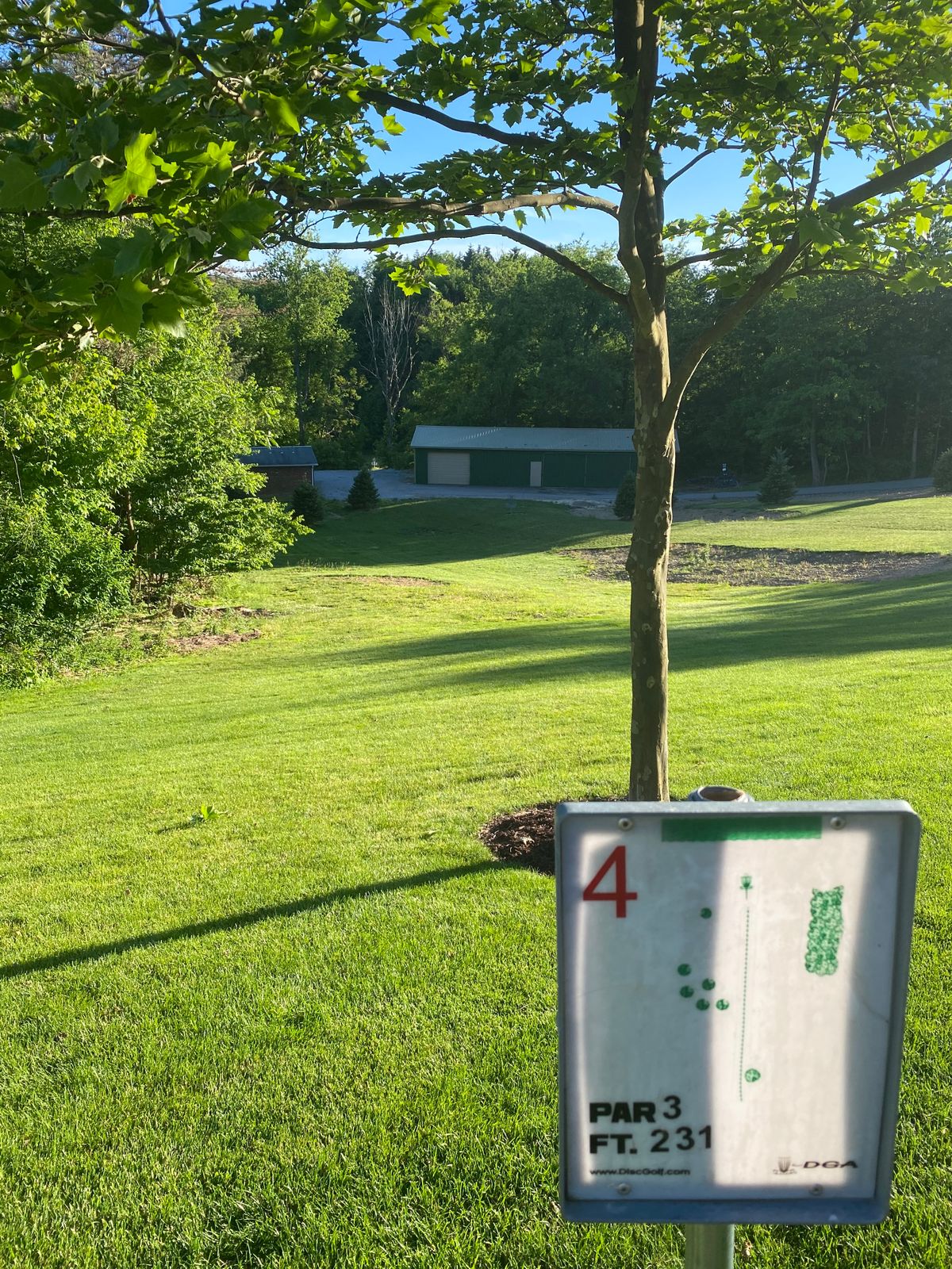 Hole 4 Downhill
