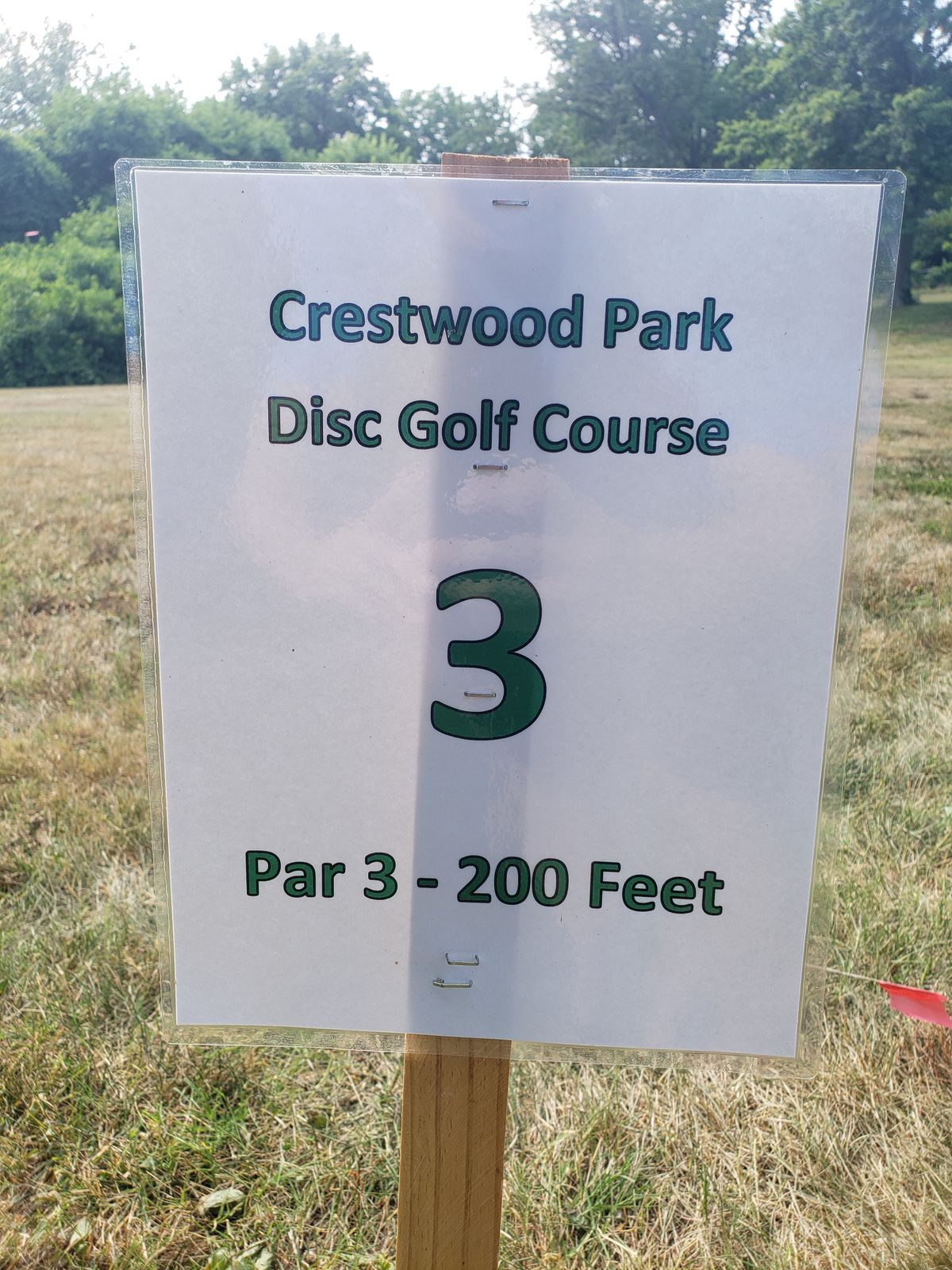 Hole 3 Crestwood park disc golf course
