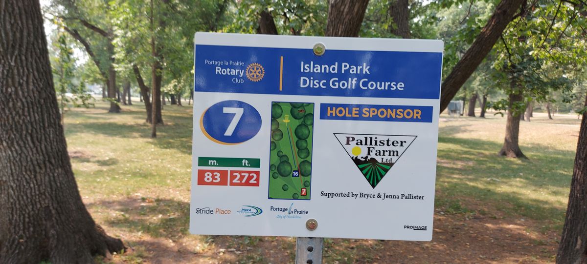 Hole sign  # 7 🍁🍀🍁🍀🍁