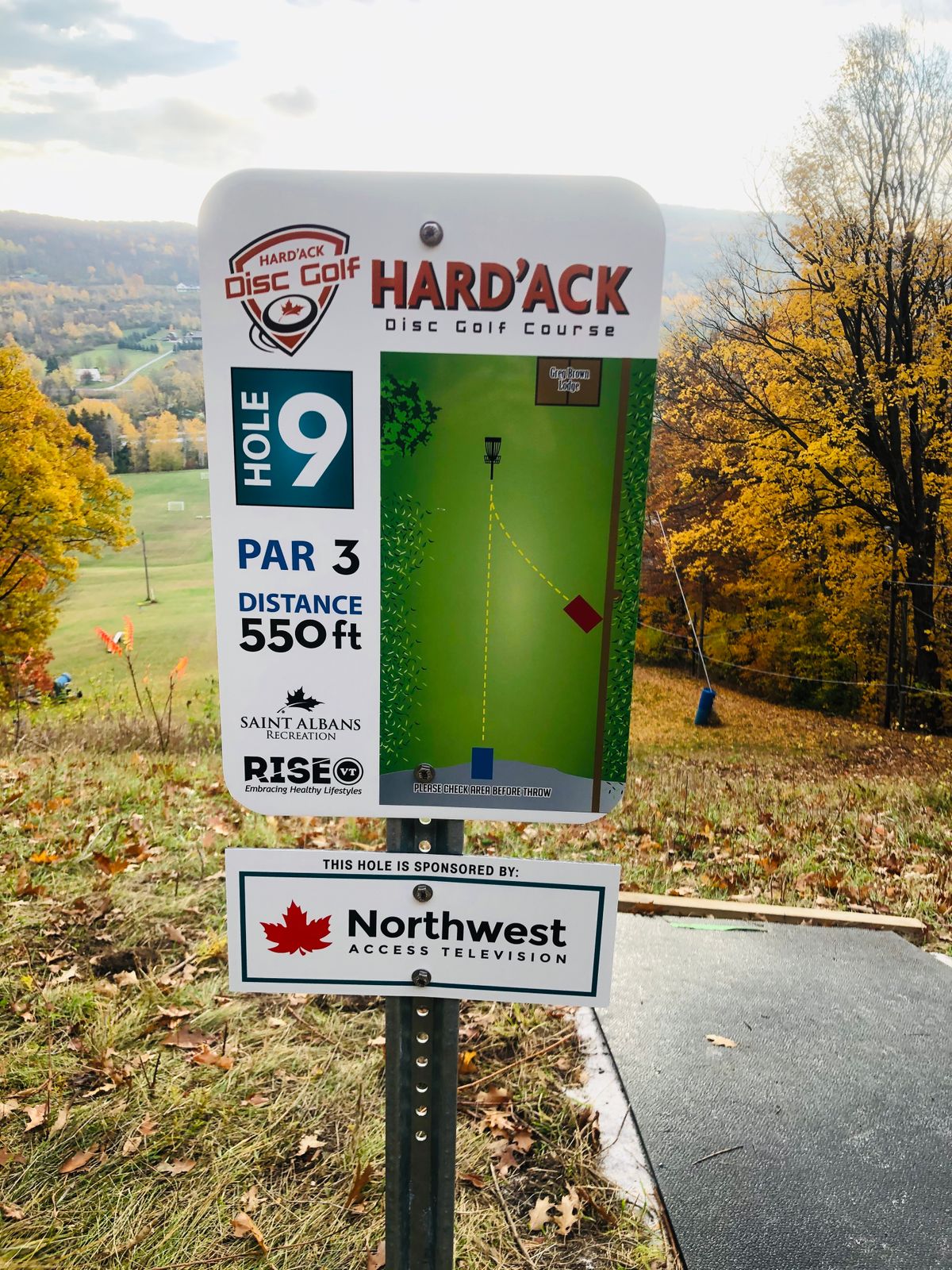 Hole 9 signage