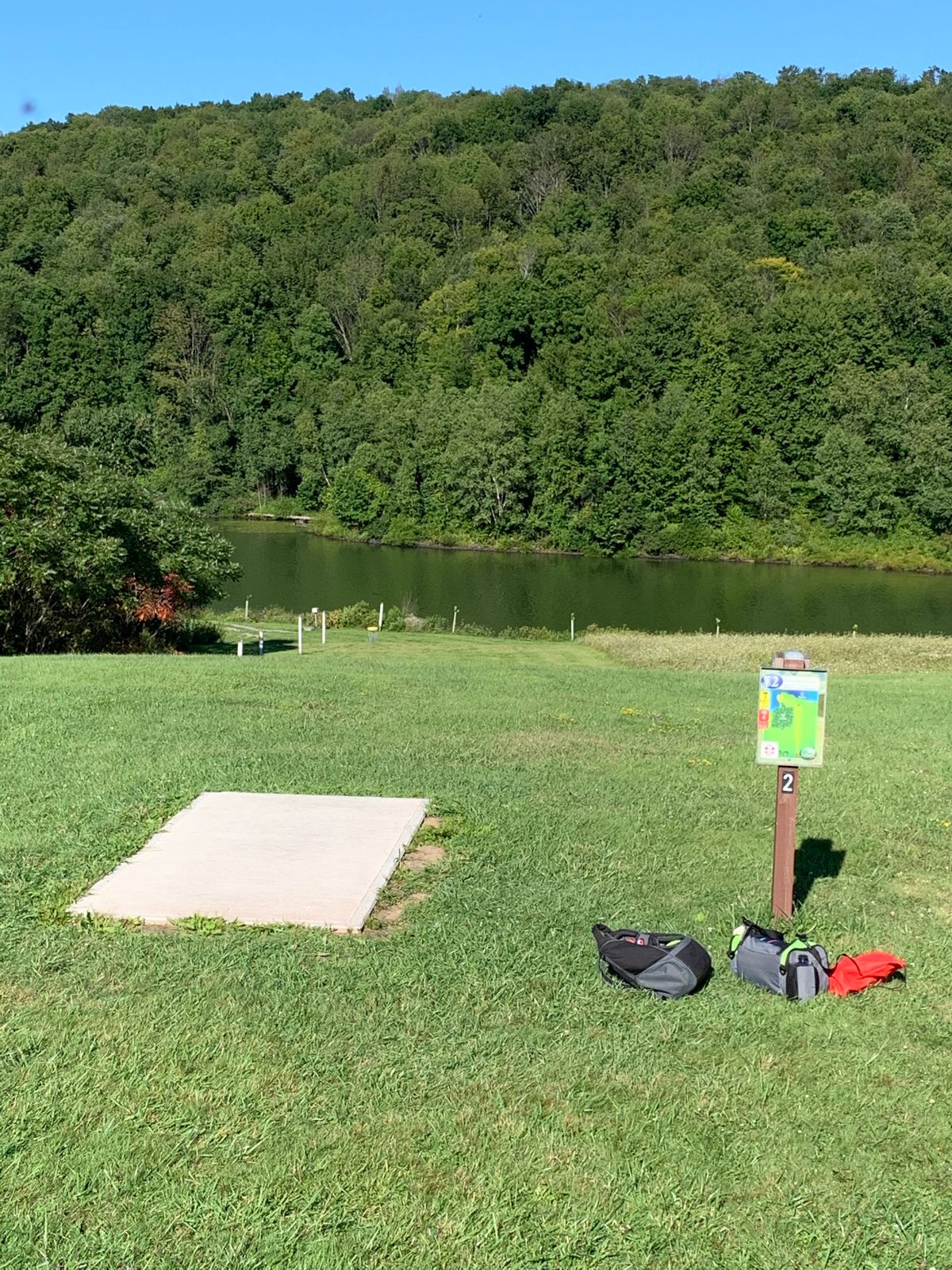 Hole 2 yellow