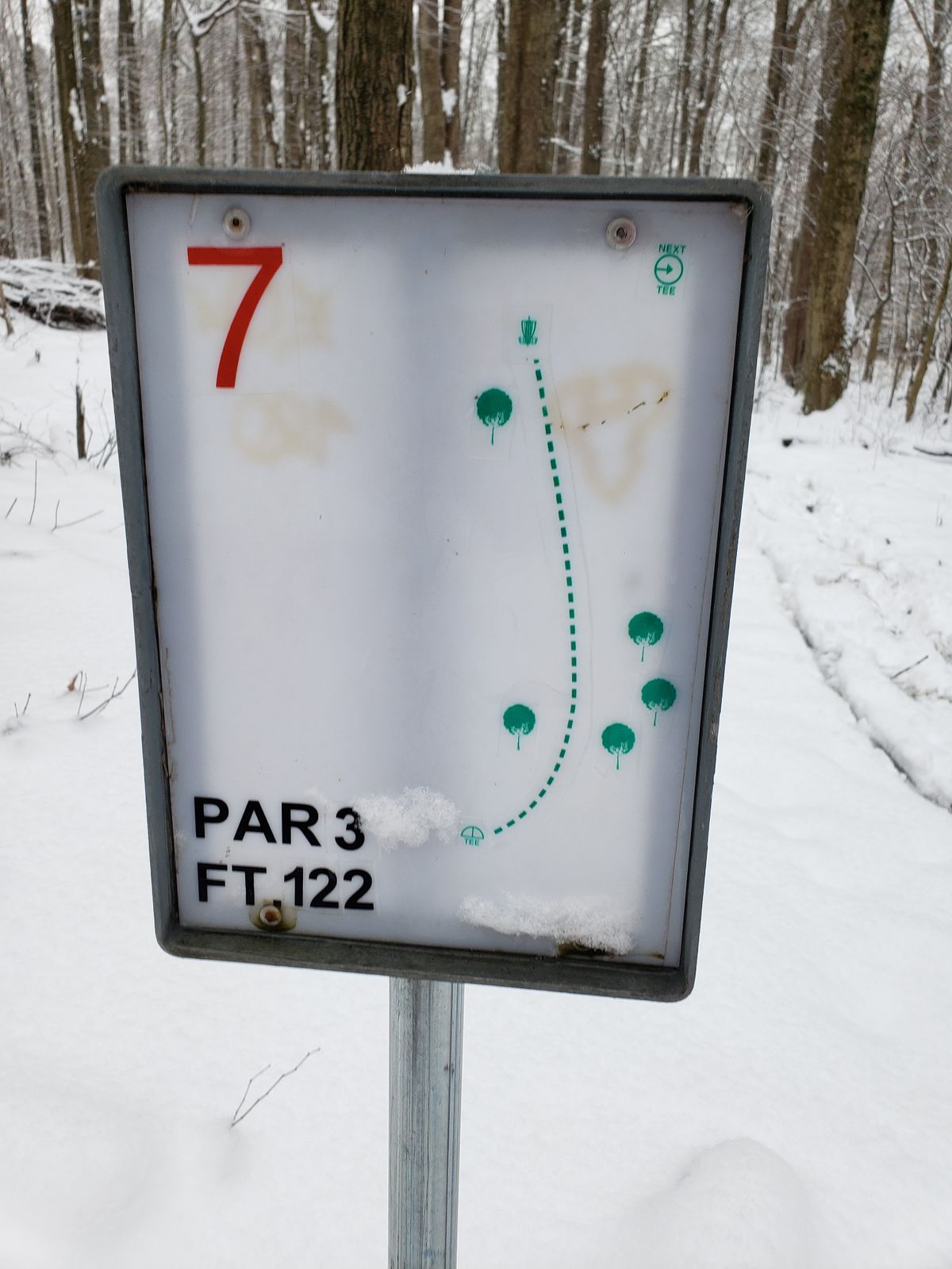 7 tee sign