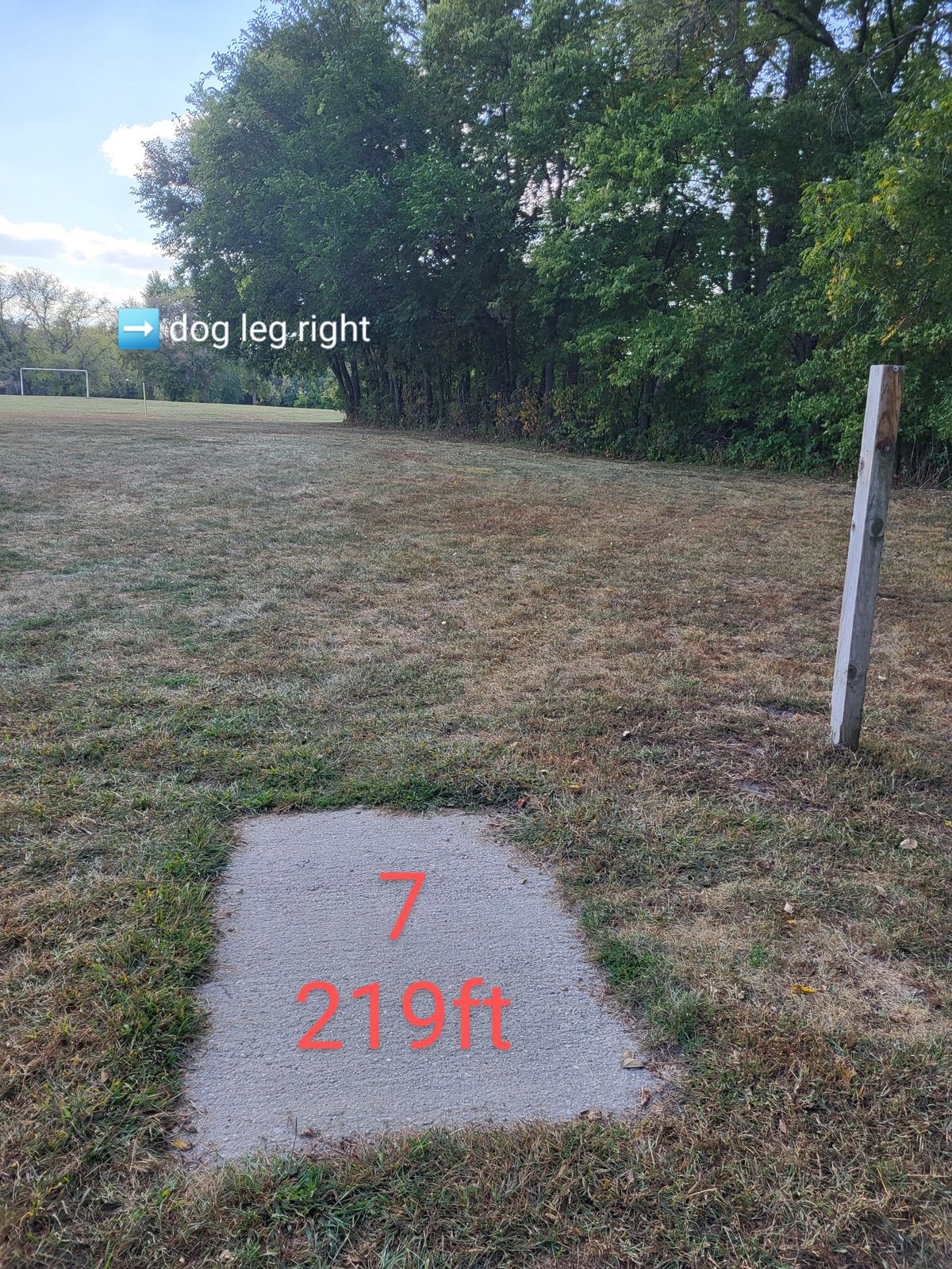 You got to make it to the yellow pole to see the basket... It's by the Green arrow in photo