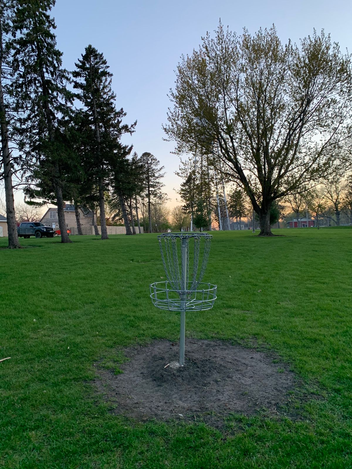 Hole 3 basket view back to teepad