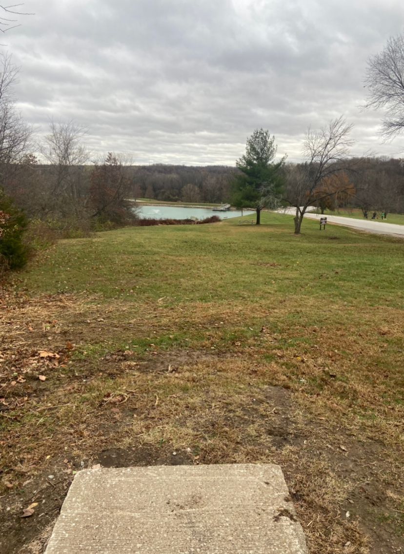 Takes a hard dogleg to left down to level of lake