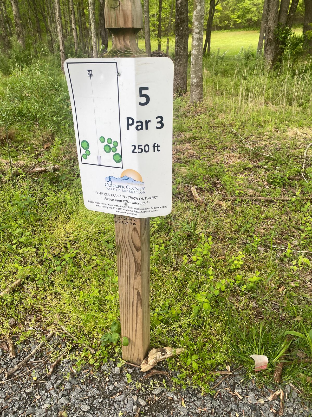 Hole 5 tee sign