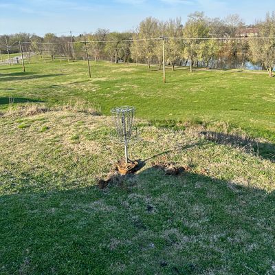 Hole 3 basket