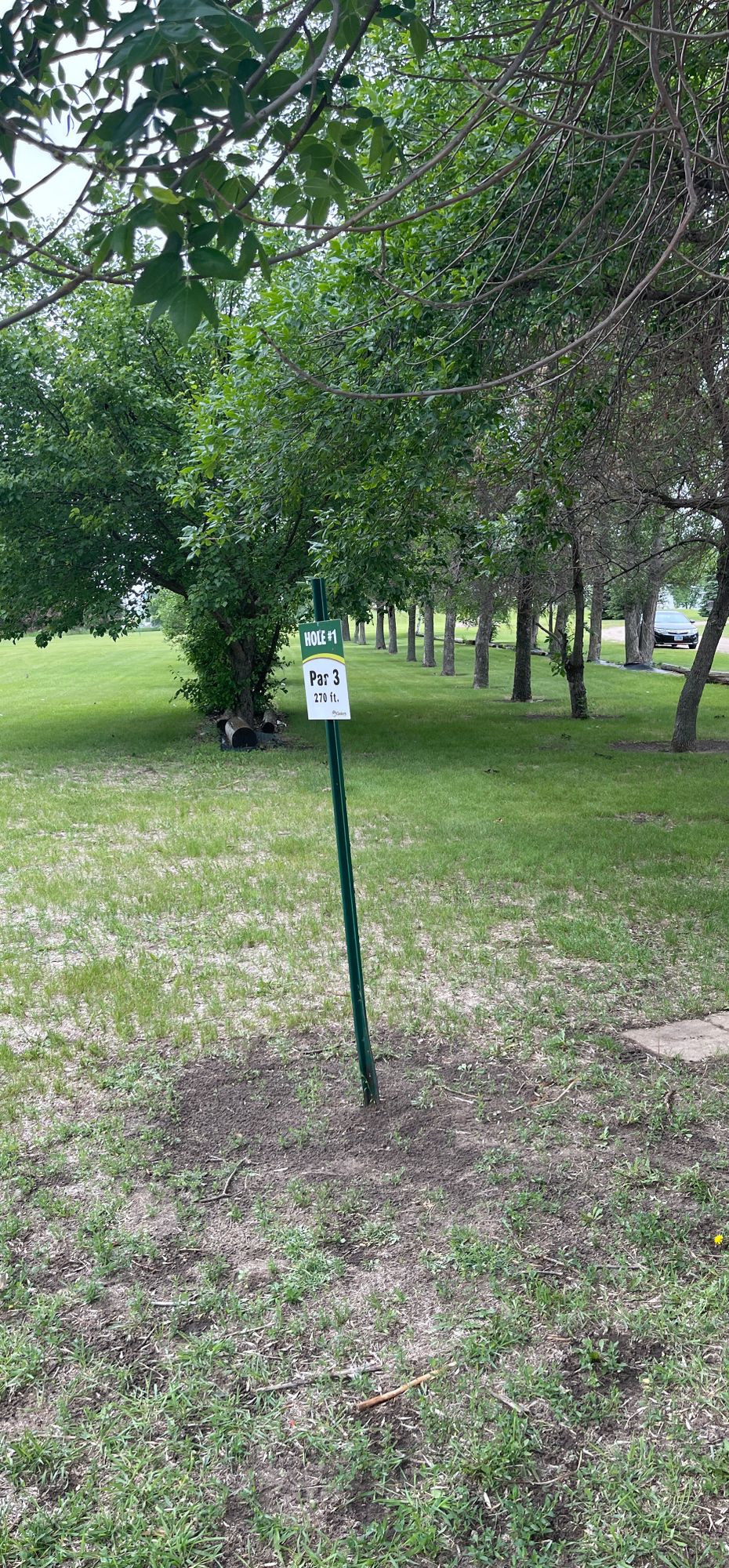 Hole 1, 270’