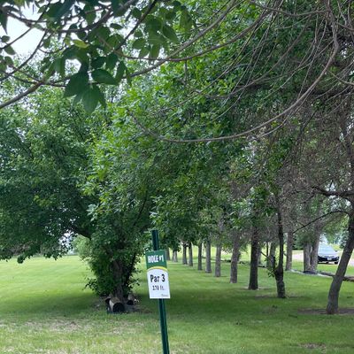 Hole 1, 270’