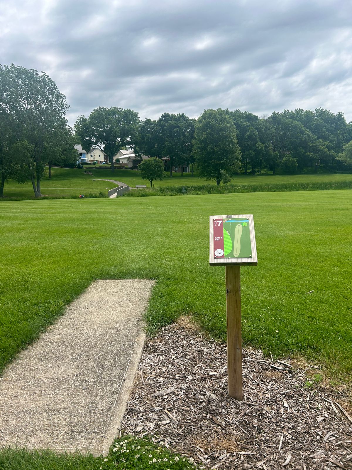 Hole 7 signage m