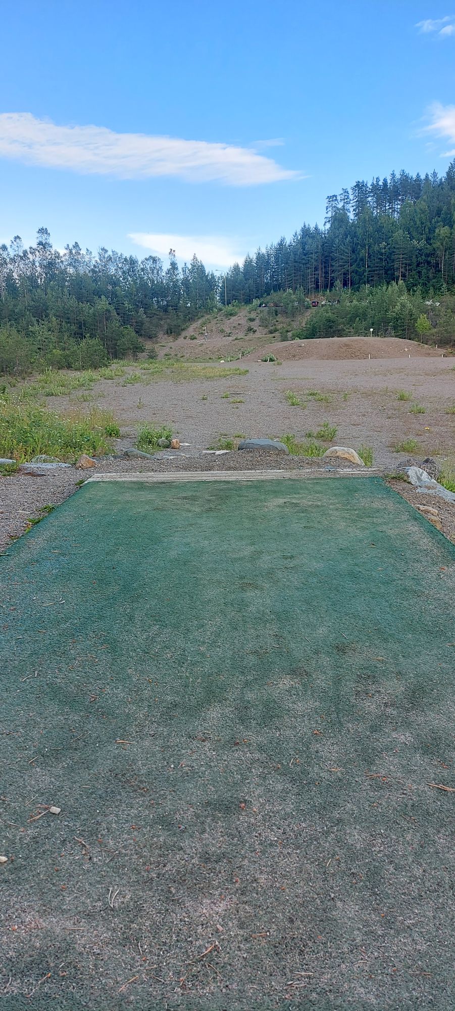 Tarinalaakso Old Course hole 1 tee