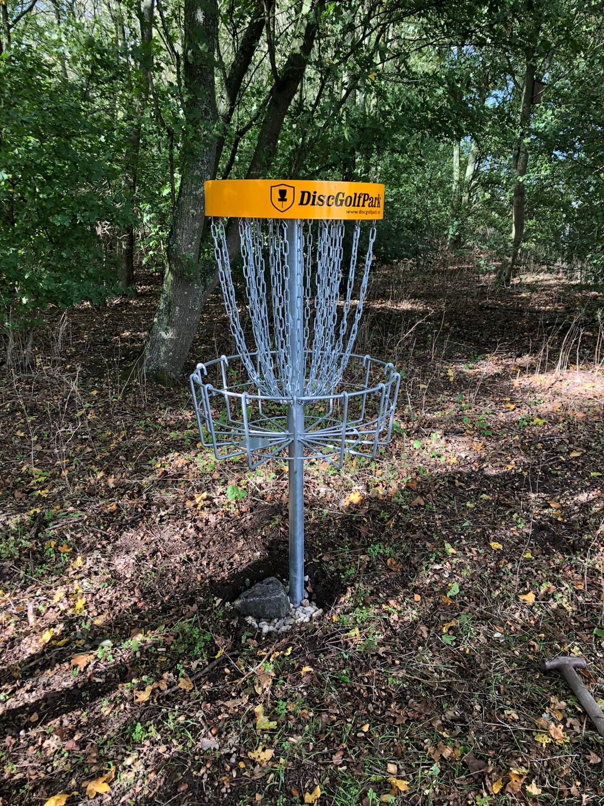 16b