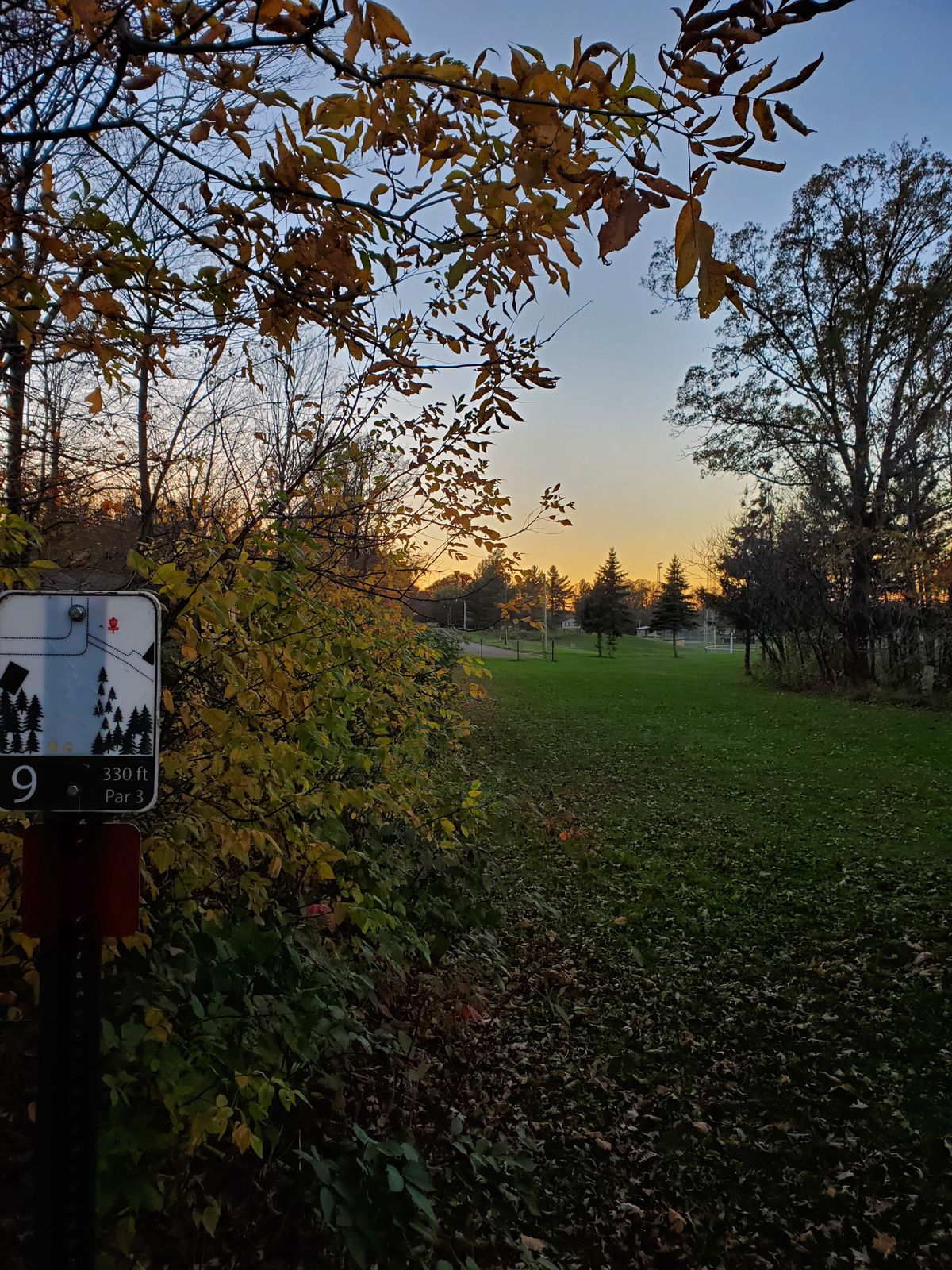 Hole 9. Only tee sign I could find