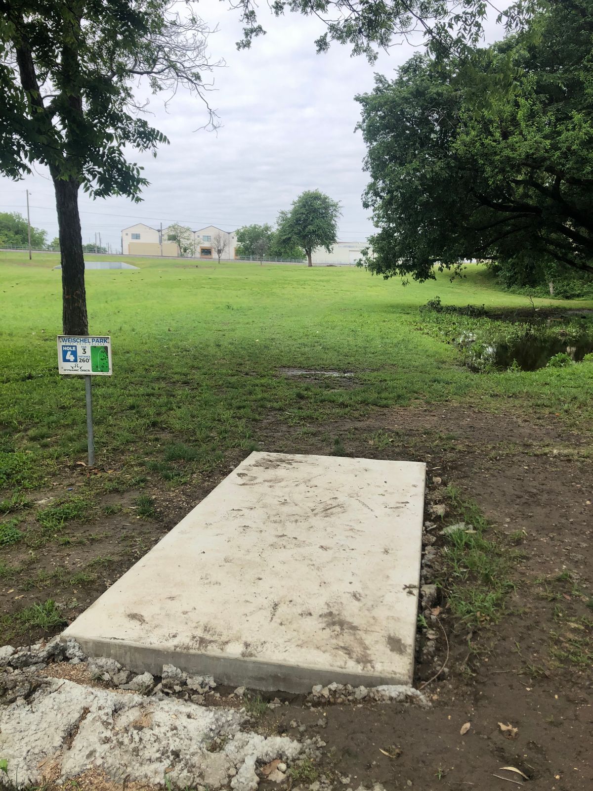 Tee pad 4