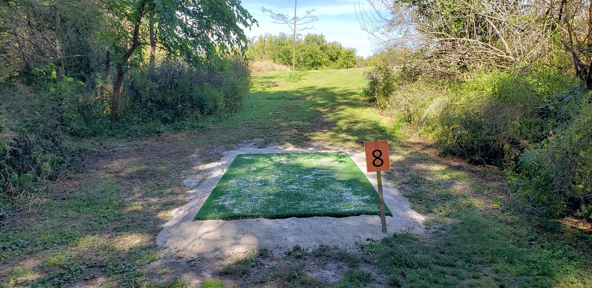 Hole 8 teepad