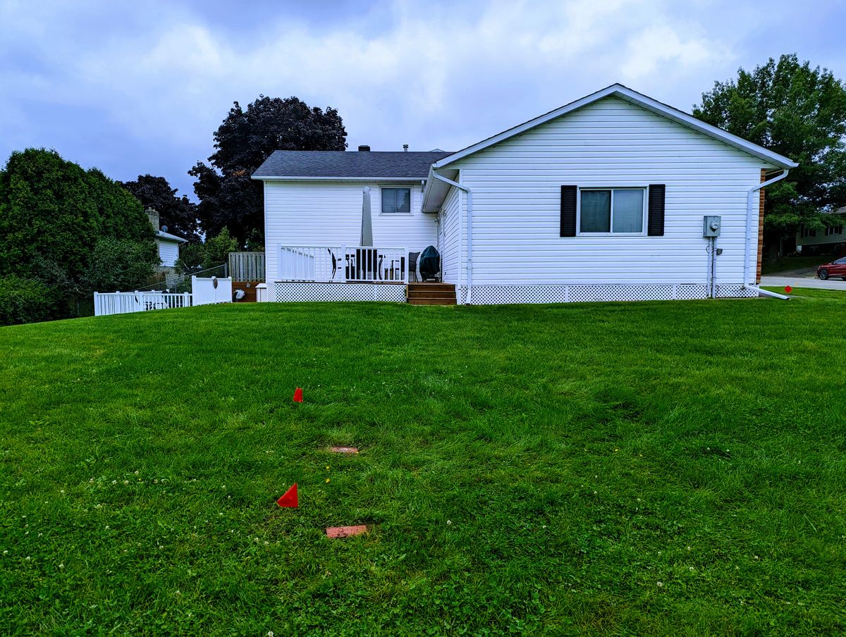 Tee Markers lined up with neighboring porch.
