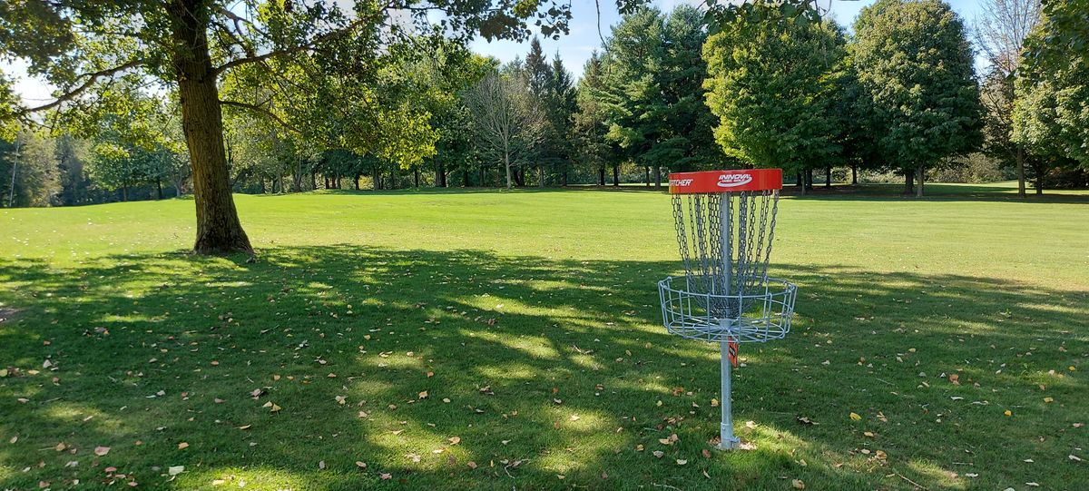 Reverse back up the fairway on hole 14.🇨🇦🍁🌲🍁🌲🇨🇦