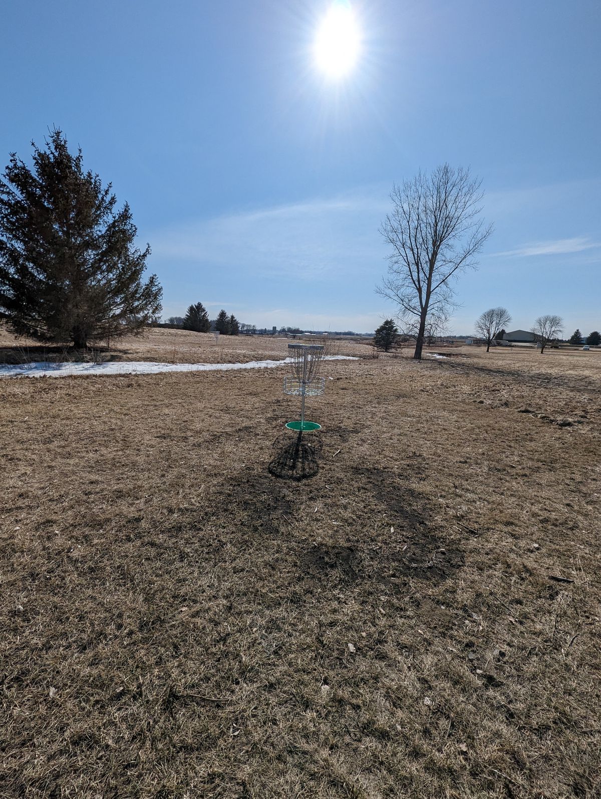 Hole 3 Basket