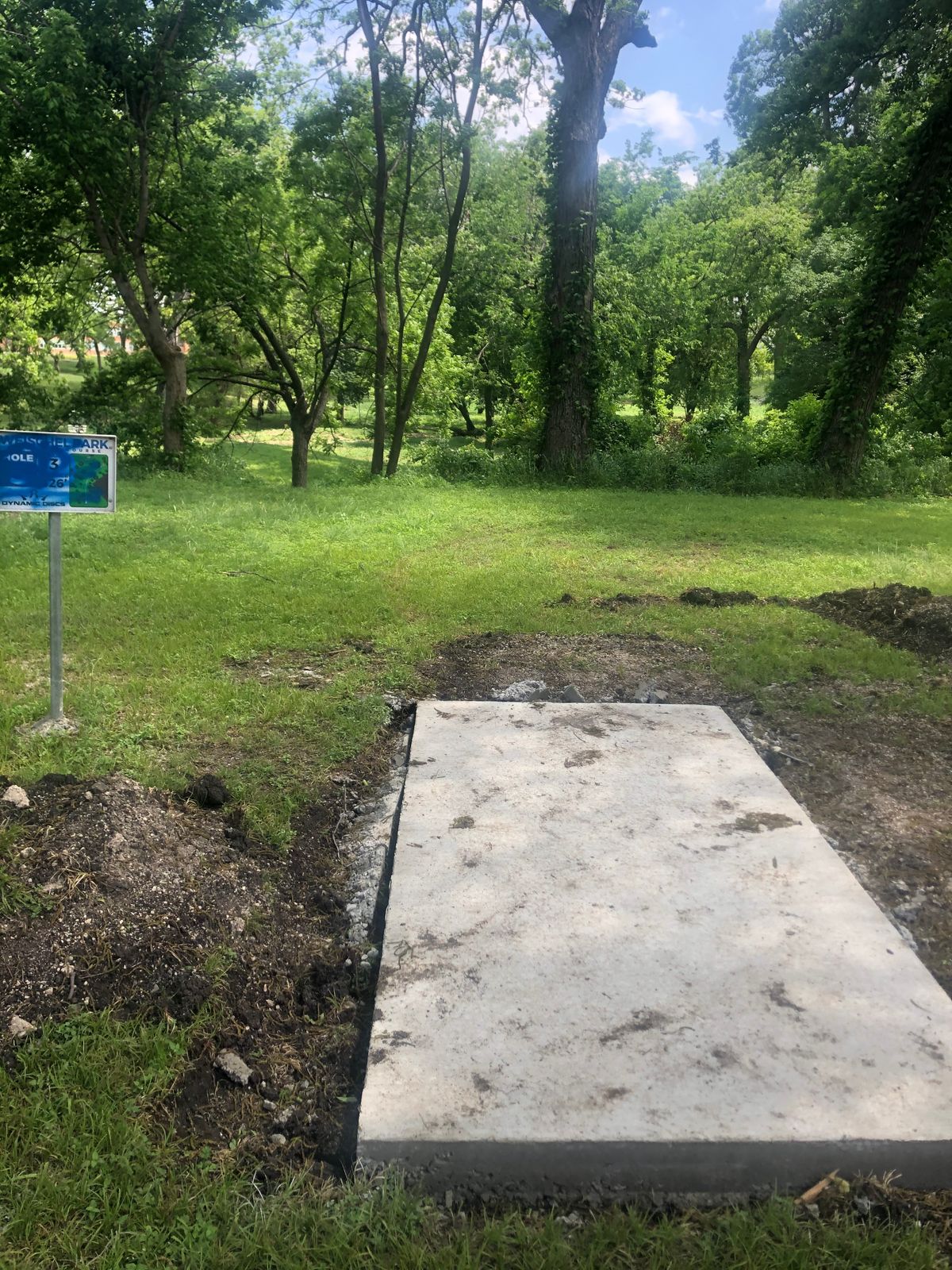 Tee pad hole 3