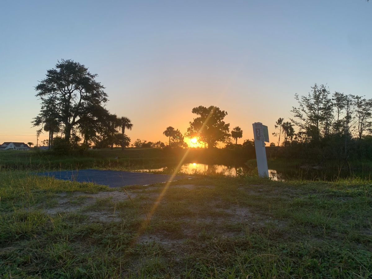 Hole 2 sunrise