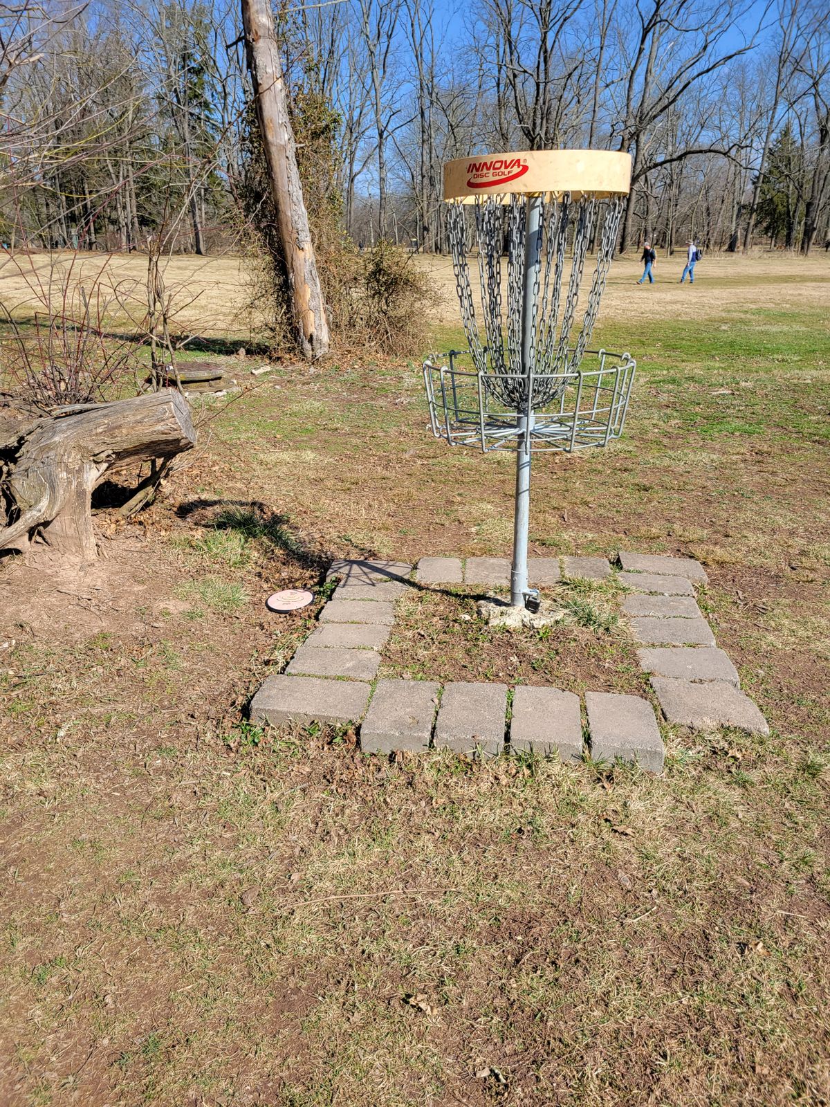 Hole 3, A pin