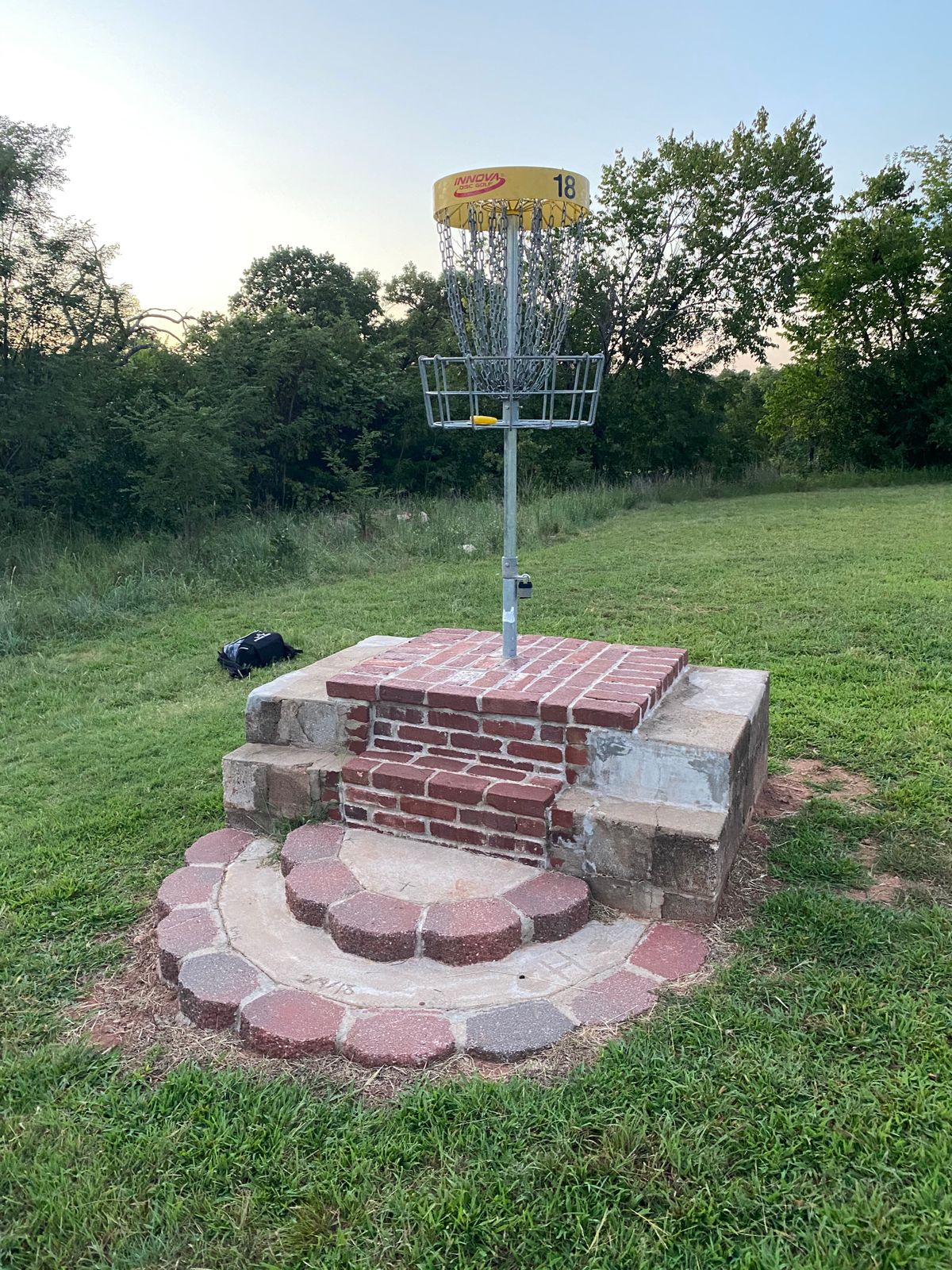 Neat elevated basket to close out the round on.