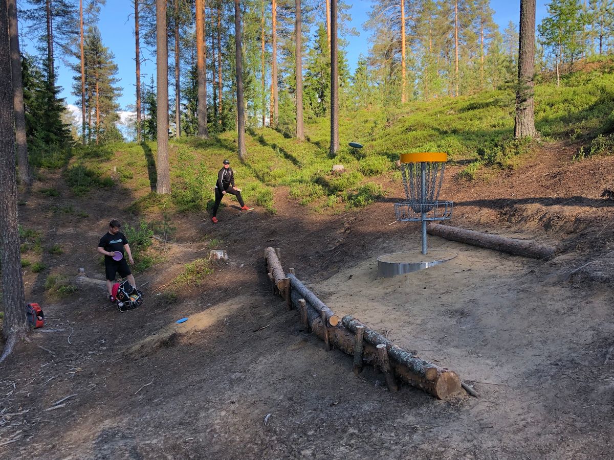 Hole 9