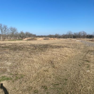 Fairly open course with creeks running throughout as OB.