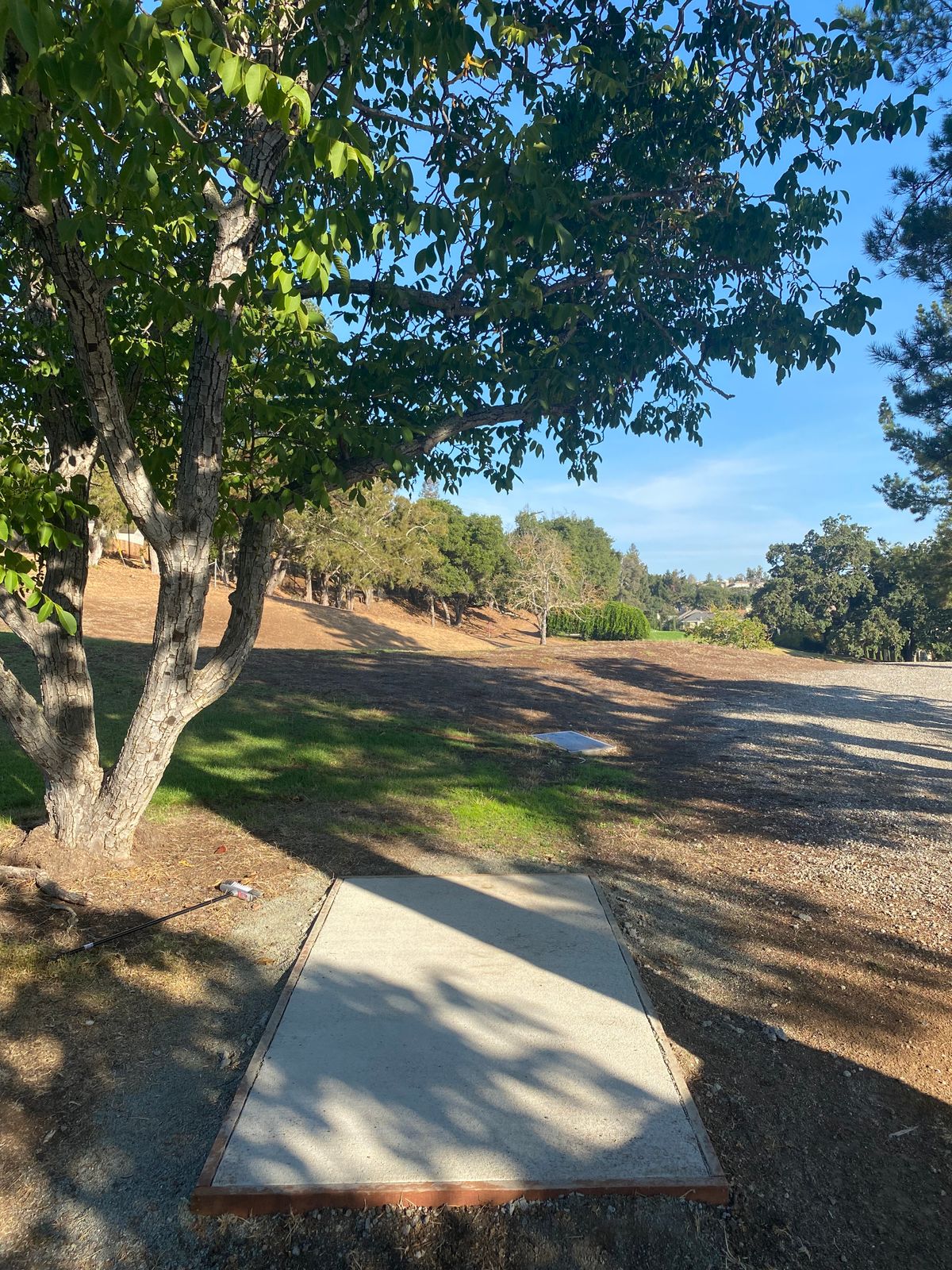 Short tee for Hole 6