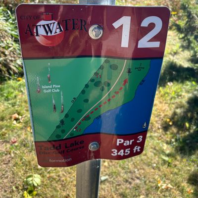 Hole 12 signage