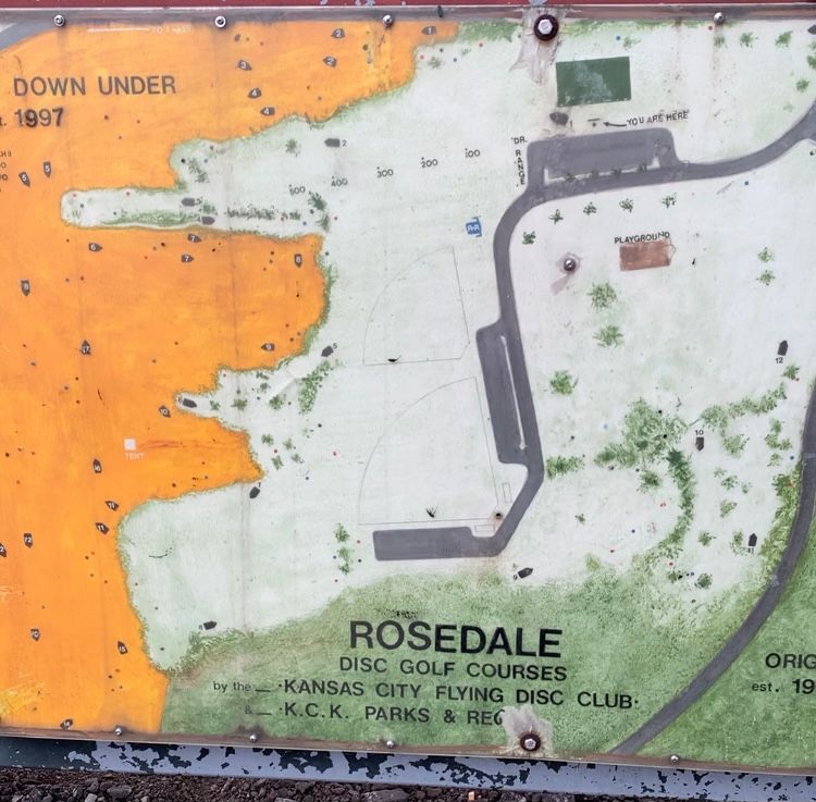 Sign of course lay out next to Up Top 1 Tee Pad