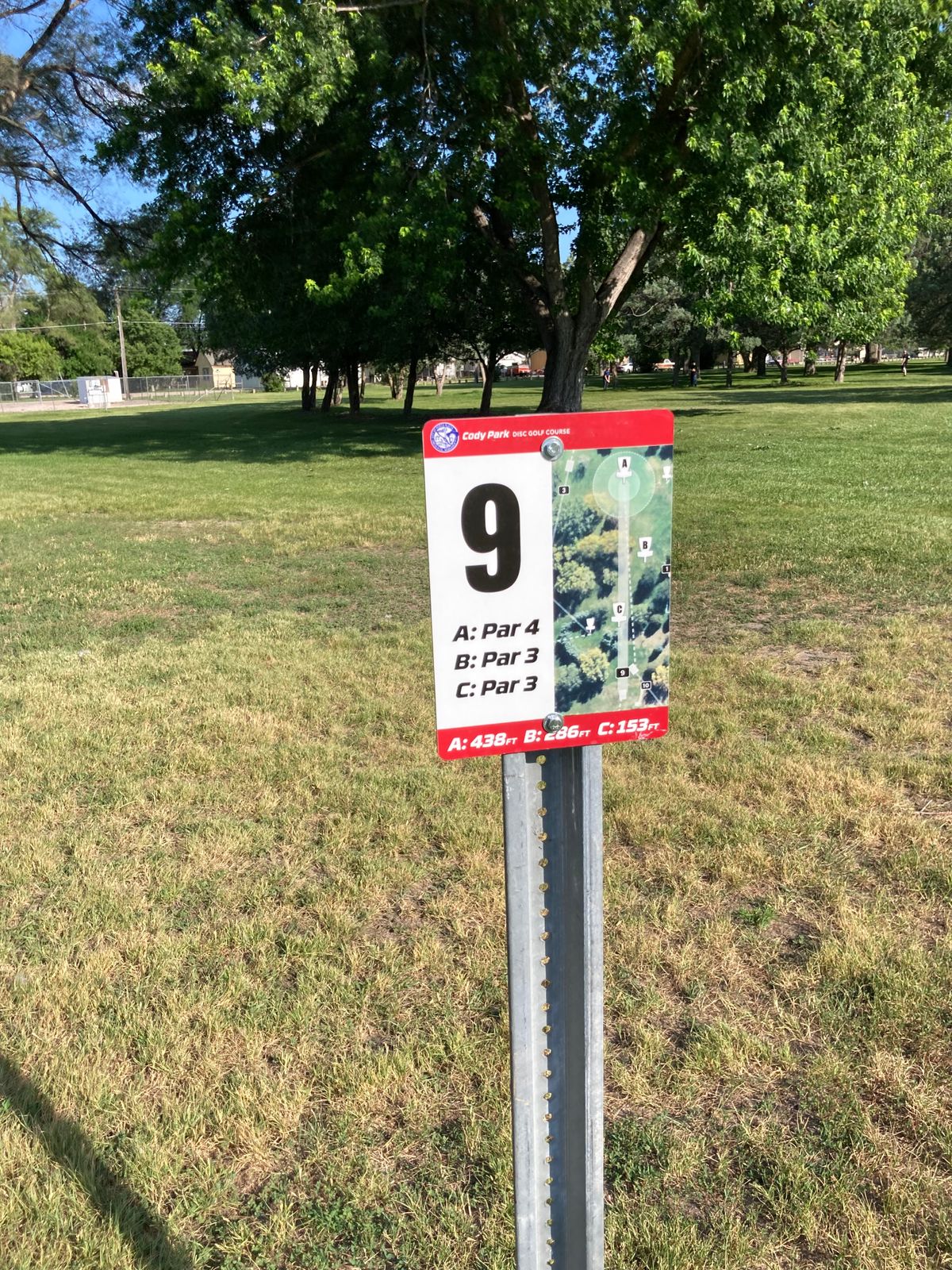 9 short sign