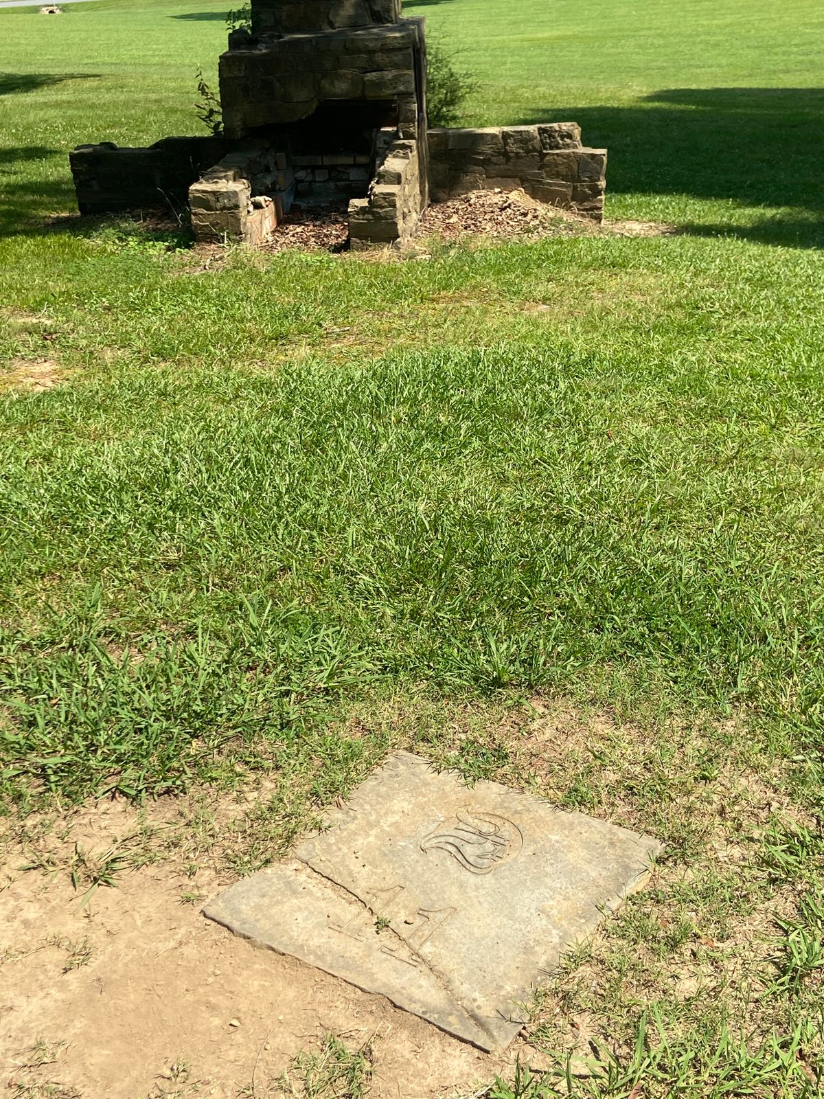 Hole 11 tee marker