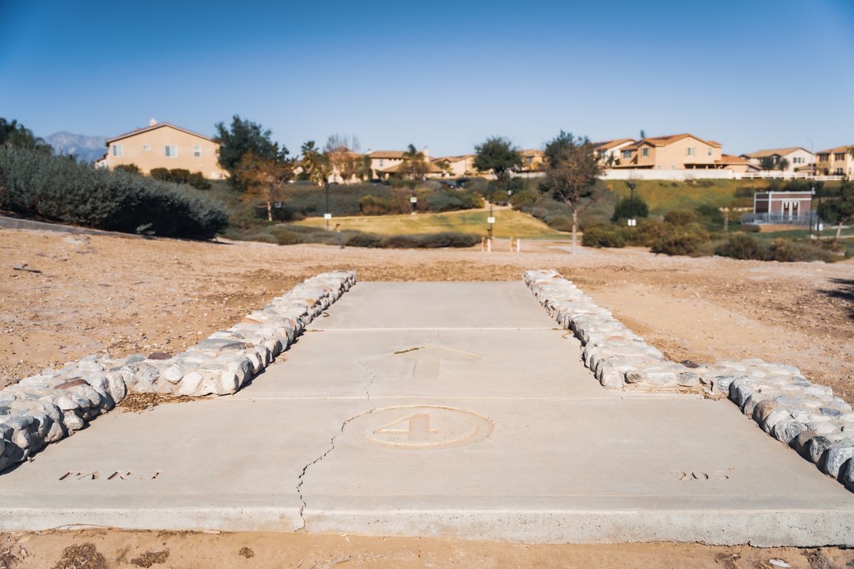 Hole 4: 205ft