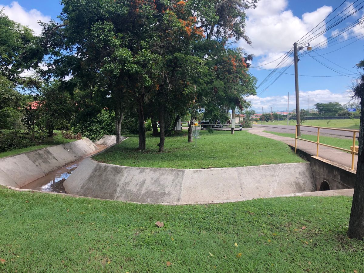 Hole 8 landing zone