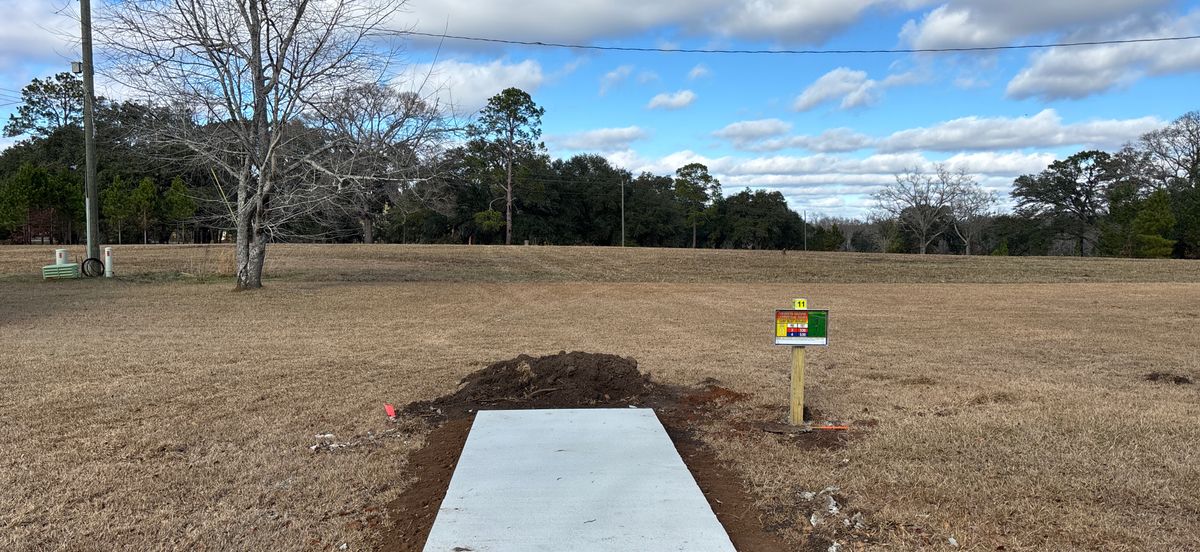 Tee 11
