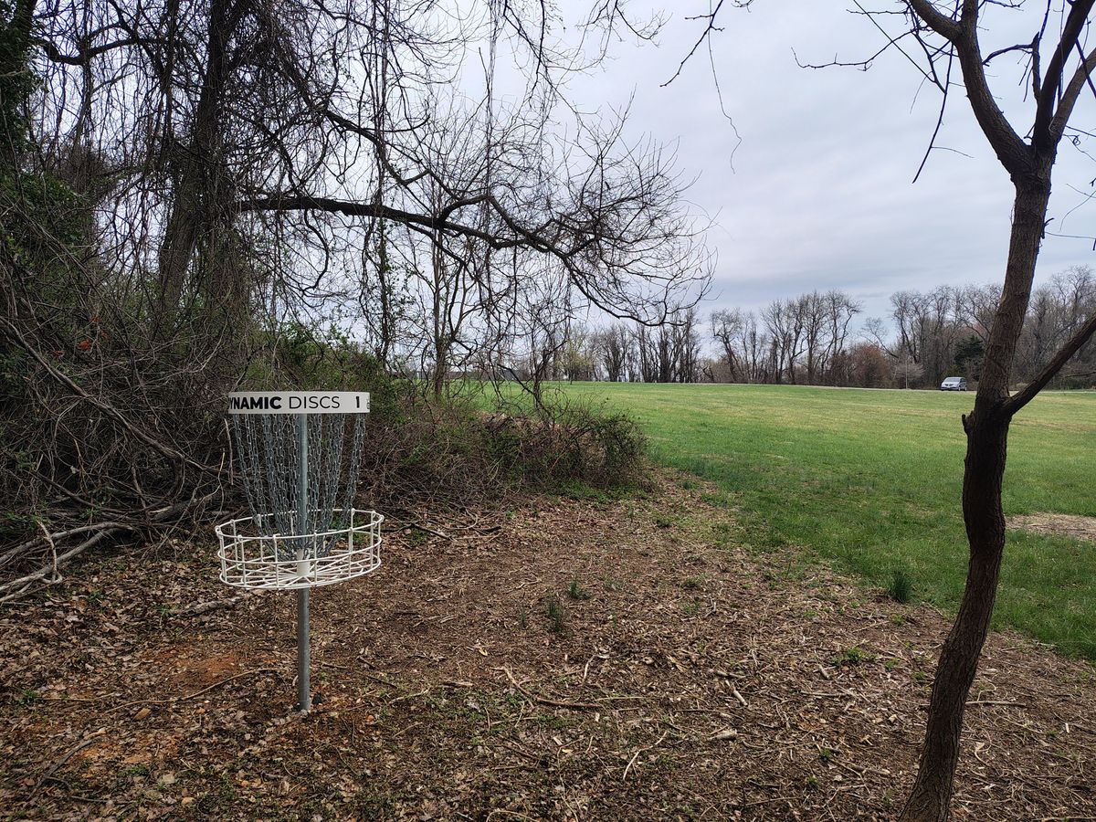 Hole 1 White
