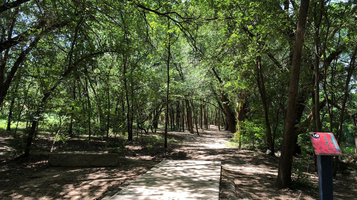 Hole 10